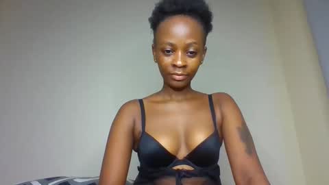 sweet_jovial online show from 05-27-26, 06:16