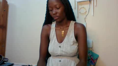 Snapshot of sweet_kcandy chatting on 05-05-26, 09:06 Sweet KCandy online show from 05-05-26, 09:06