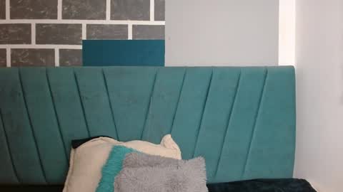 sweet_kitty_05 online show from 04-15-26, 12:50