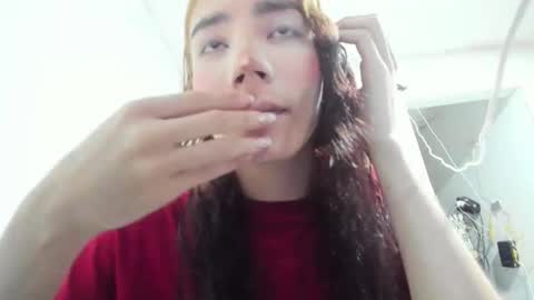 Snapshot of sweet_kitty_777 chatting on 04-22-26, 02:58 sweet_kitty_777 online show from 04-22-26, 02:58