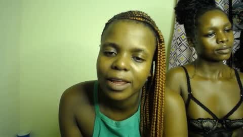 Snapshot of sweet_kush chatting on 06-15-26, 02:36 Kush online show from 06-15-26, 02:36