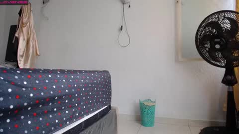 Lady online show from 01-05-25, 04:16