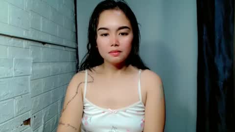 Snapshot of sweet_laika chatting on 05-12-26, 03:36 LAIKA online show from 05-12-26, 03:36