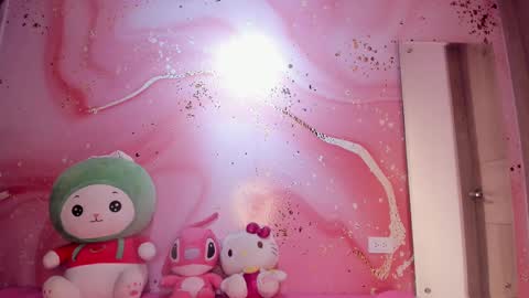 Snapshot of sweet_lemariee_ chatting on 09-20-25, 10:11 Lemarie online show from 09-20-25, 10:11