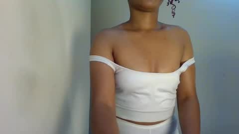 Snapshot of sweet_likey chatting on 07-13-26, 07:38 sweet likey online show from 07-13-26, 07:38