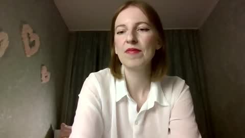 Snapshot of sweet_lilbunny chatting on 11-19-25, 02:28 sweet_lilbunny online show from 11-19-25, 02:28