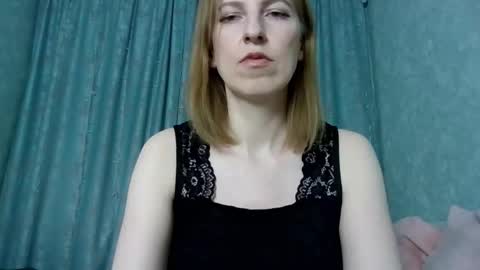 Snapshot of sweet_lilbunny chatting on 02-05-26, 03:49 sweet_lilbunny online show from 02-05-26, 03:49
