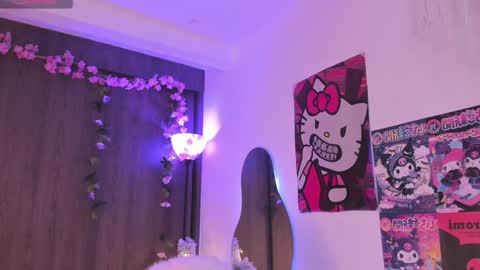 Snapshot of sweet_lilly_sweet chatting on 12-18-24, 10:13 sweet_lilly_sweet online show from 12-18-24, 10:13