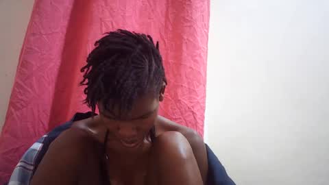 Snapshot of sweet_liz6510 chatting on 06-21-26, 08:17 Liz online show from 06-21-26, 08:17