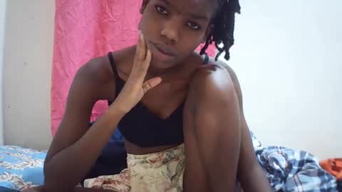 Snapshot of sweet_liz6510 chatting on 07-13-26, 09:12 Liz online show from 07-13-26, 09:12