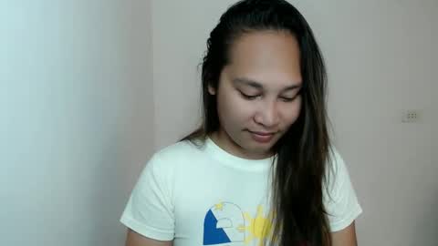 Snapshot of sweet_lover5 chatting on 02-02-26, 12:59 SWEET LOVE online show from 02-02-26, 12:59