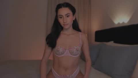 Snapshot of sweet_mara_cat chatting on 12-14-25, 11:09 Mor online show from 12-14-25, 11:09