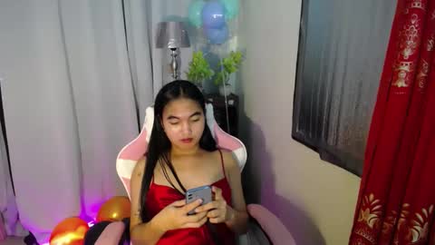 Snapshot of sweet_mariax chatting on 01-28-25, 05:03 Maria Stella online show from 01-28-25, 05:03