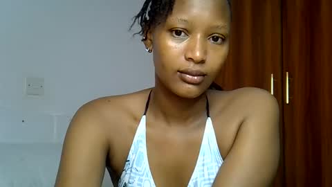 Linda online show from 05-24-26, 03:00