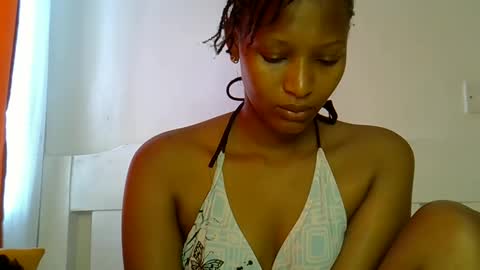 Linda online show from 06-04-26, 05:02