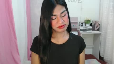 Snapshot of sweet_melonxxx chatting on 12-26-24, 05:19 Melon online show from 12-26-24, 05:19