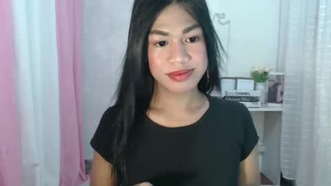 Snapshot of sweet_melonxxx chatting on 01-08-25, 08:38 Melon online show from 01-08-25, 08:38