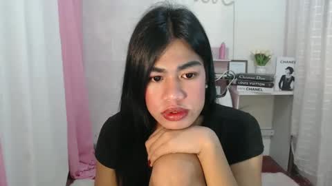 Snapshot of sweet_melonxxx chatting on 01-20-25, 01:18 Melon online show from 01-20-25, 01:18