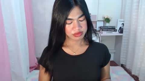 Snapshot of sweet_melonxxx chatting on 02-07-25, 10:19 Melon online show from 02-07-25, 10:19