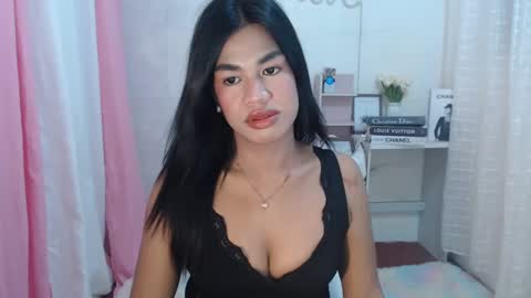 Snapshot of sweet_melonxxx chatting on 02-08-25, 06:43 Melon online show from 02-08-25, 06:43