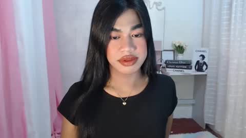 Snapshot of sweet_melonxxx chatting on 02-09-25, 04:07 Melon online show from 02-09-25, 04:07