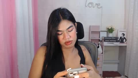 Snapshot of sweet_melonxxx chatting on 02-25-25, 02:33 Melon online show from 02-25-25, 02:33