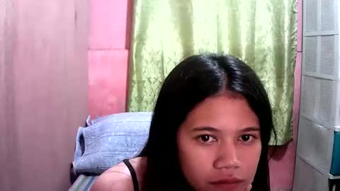 Snapshot of sweet_milkshake2004 chatting on 10-25-25, 12:51 sweet_milkshake2004 online show from 10-25-25, 12:51