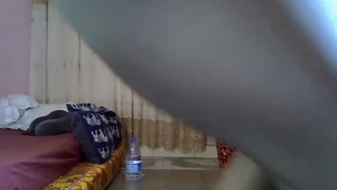 Snapshot of sweet_monalisa93 chatting on 05-21-26, 09:05 Lisa online show from 05-21-26, 09:05