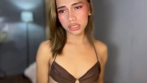 sweet_nikki03 online show from 06-03-26, 03:39