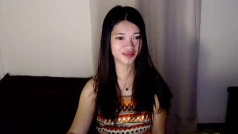 sweet_nylia online show from 08-06-26, 04:47