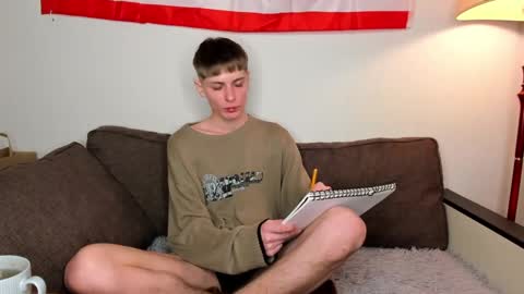 kira online show from 12-11-24, 10:49