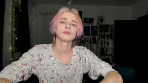 kira online show from 11-02-25, 07:27