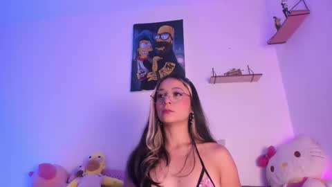 Snapshot of sweet_penny_ chatting on 01-13-26, 01:00 Penny online show from 01-13-26, 01:00