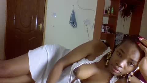 sweet_planet online show from 07-21-26, 03:42
