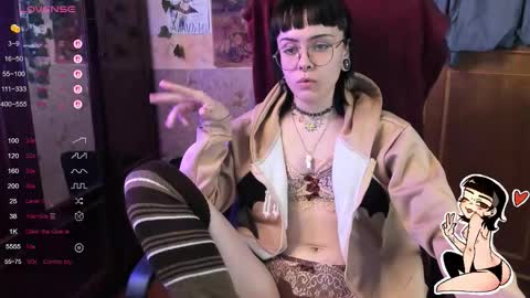 Snapshot of sweet_possum chatting on 02-01-26, 01:31 Tasya online show from 02-01-26, 01:31