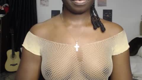 Snapshot of sweet_puna chatting on 11-15-25, 07:10 Nancy online show from 11-15-25, 07:10