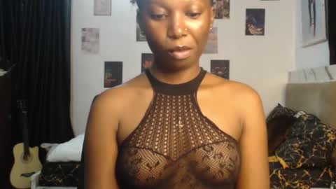 Snapshot of sweet_puna chatting on 11-30-25, 07:23 Nancy online show from 11-30-25, 07:23