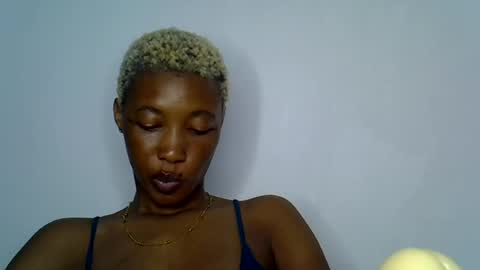 Snapshot of sweet_pussy04 chatting on 06-29-26, 10:15 sweet girl online show from 06-29-26, 10:15
