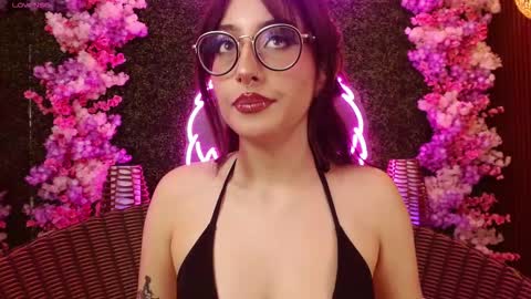 Roxanee online show from 03-21-26, 08:56