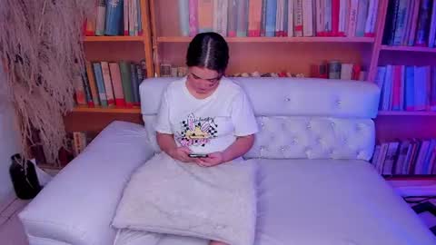 Snapshot of sweet_sin21 chatting on 07-17-26, 01:56 Start 18 year Noa 19 year online show from 07-17-26, 01:56