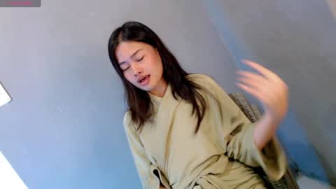 Snapshot of sweet_sirenxx chatting on 01-09-25, 08:45 Leah online show from 01-09-25, 08:45