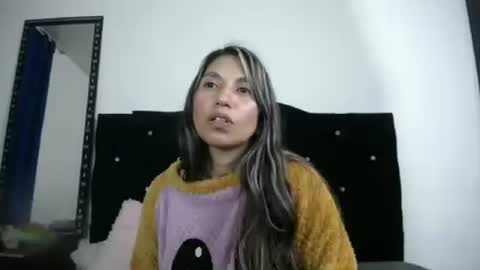 Snapshot of sweet_skylove_ chatting on 06-17-26, 12:57 Adriana online show from 06-17-26, 12:57