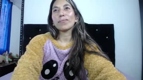 Snapshot of sweet_skylove_ chatting on 07-18-26, 02:54 Adriana online show from 07-18-26, 02:54