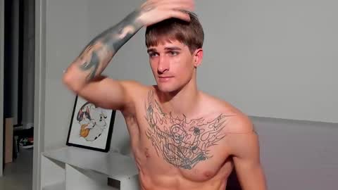 sweet_smith8 online show from 01-06-25, 10:57