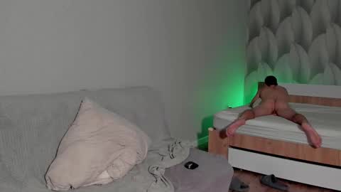 sweet_smith8 online show from 10-18-25, 09:04