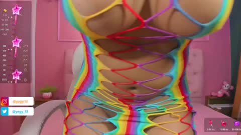 Yeileen online show from 12-30-24, 08:04