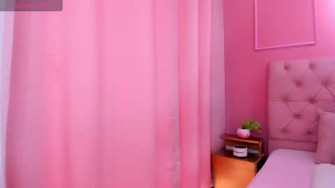 Yeileen online show from 02-16-25, 05:15