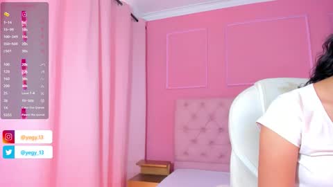 Yeileen online show from 09-23-25, 07:06