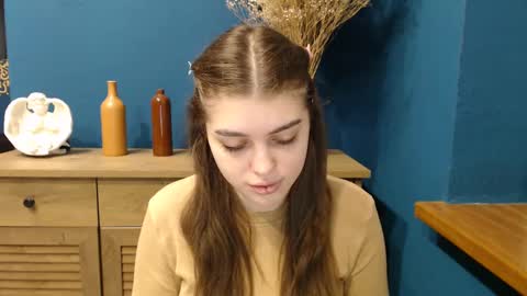 Rebecca online show from 02-25-25, 07:31