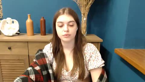 Rebecca online show from 03-05-25, 10:44